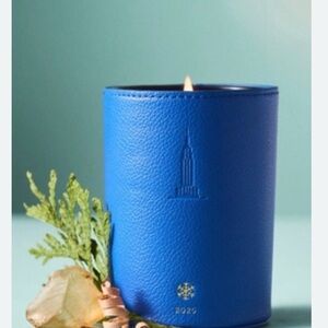 Anthropologie NYC Icon Embossed Woody Crisp Cedar Glass Candle